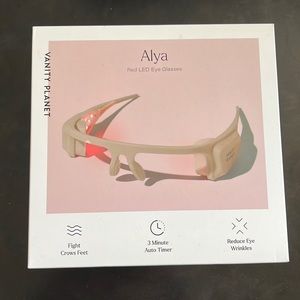 Vanity planet Alya red LED eye glasses unopened